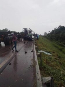 accident-axe-agboville-abidjan-10-morts-sources
