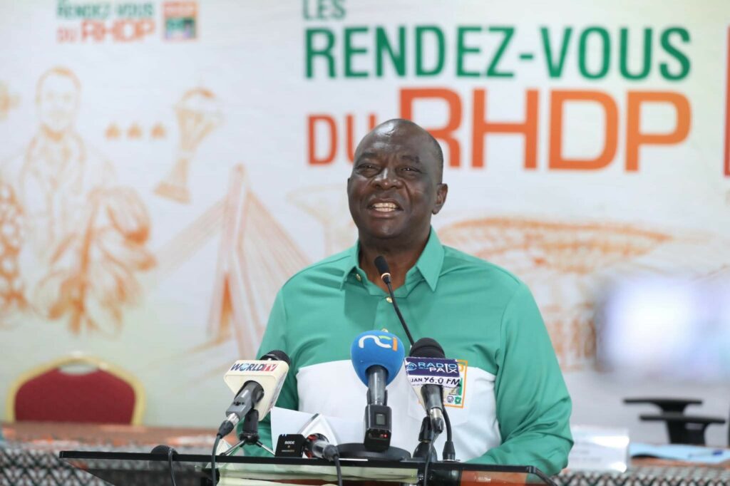 kobenan-adjoumani-previent-empecher-les-elections-en-cote-divoire