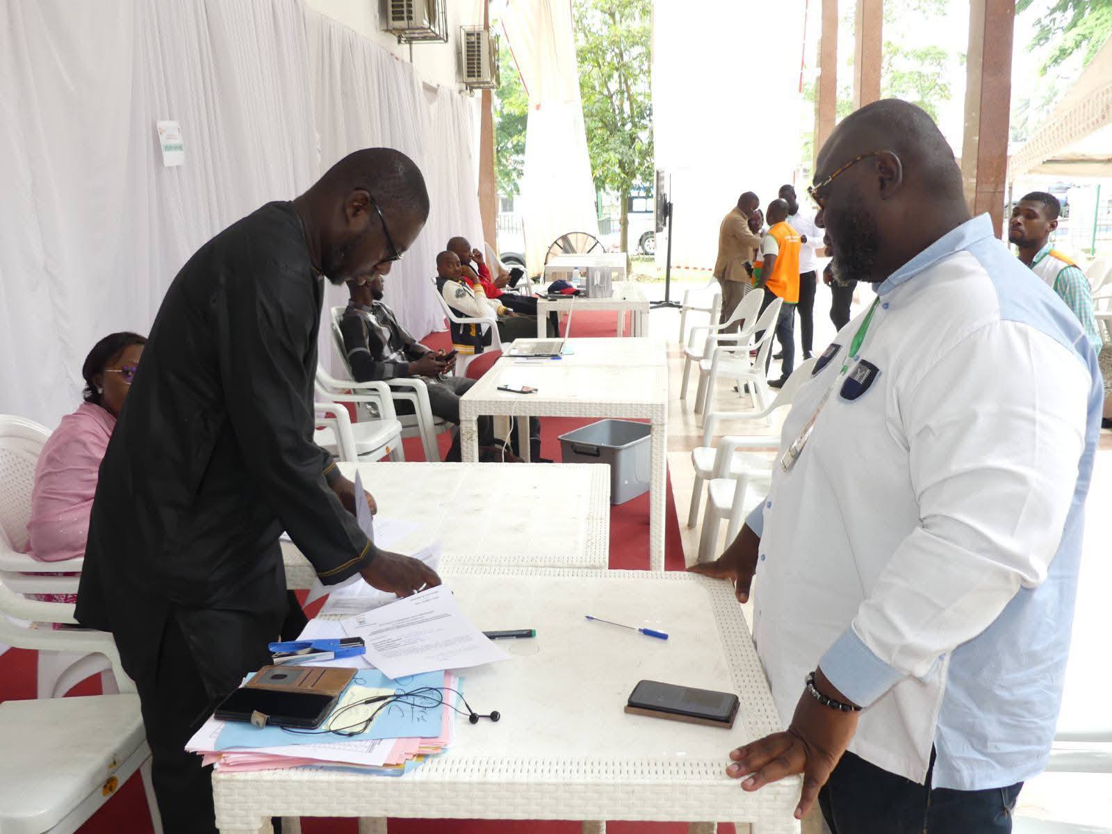 parrainage-presidentielle-2025-gbagbo-reçoit-100-kits